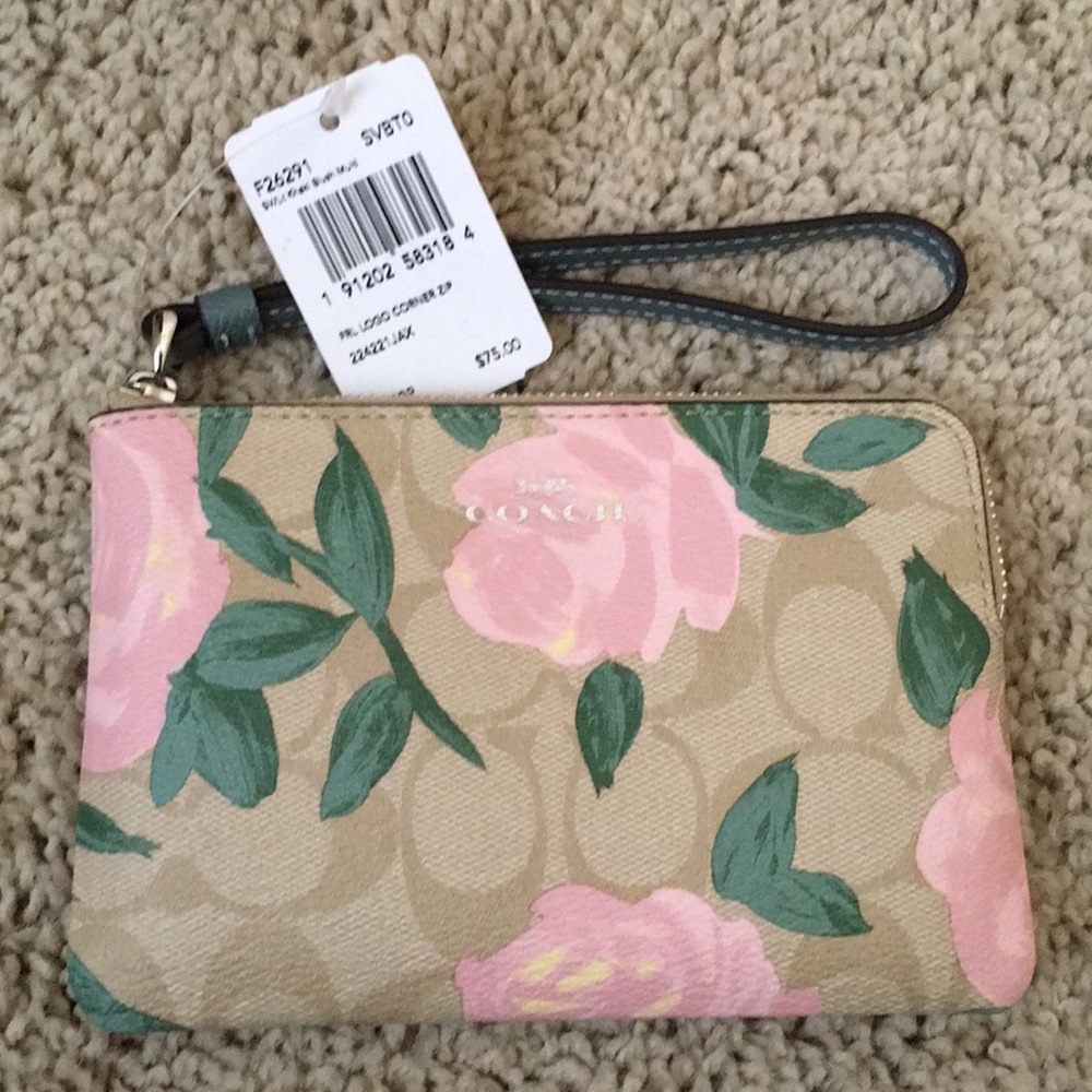 💰HOT SALE💰Coach Wristlet NEW with Tag